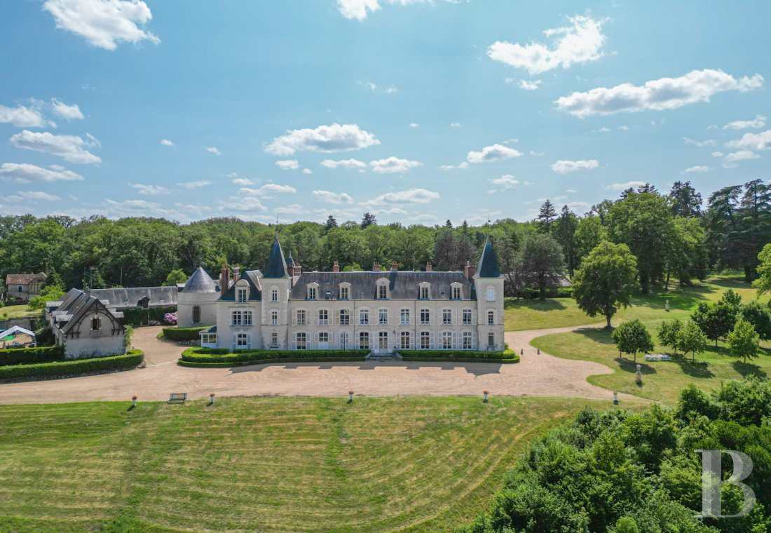 A 19th-century château by the Cisse river, south-west of Blois in the Loir-et-Cher region - photo  n°4